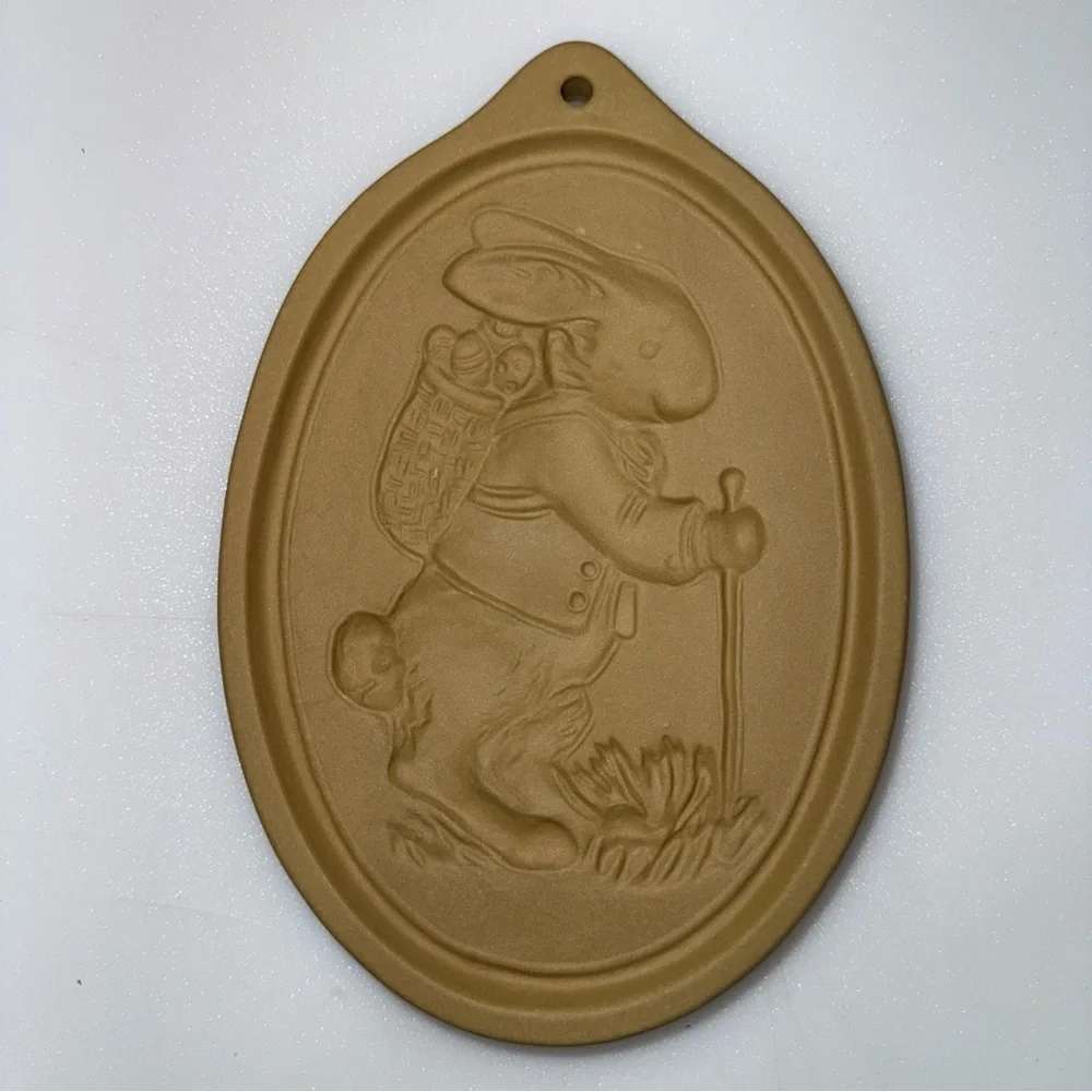 Vintage BROWN BAG Shortbread COOKIE MOLD ART EASTER BUNNY RABBIT Hiking 1980’s